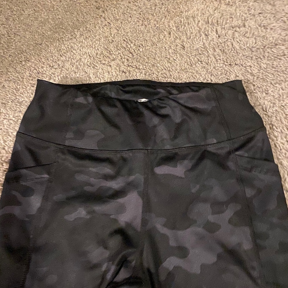 Black Camo Legging